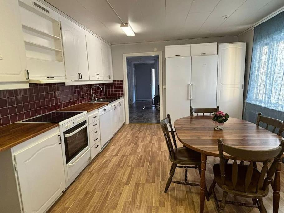 3Bdr Close To Nature A Beautiful Home Lake Nearby Uppsala Bagian luar foto