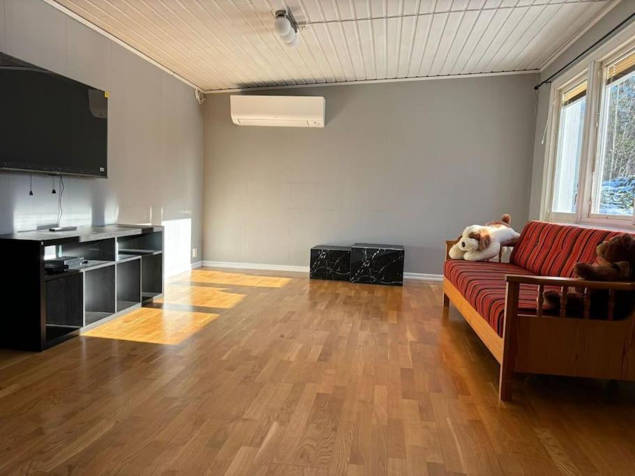 3Bdr Close To Nature A Beautiful Home Lake Nearby Uppsala Bagian luar foto