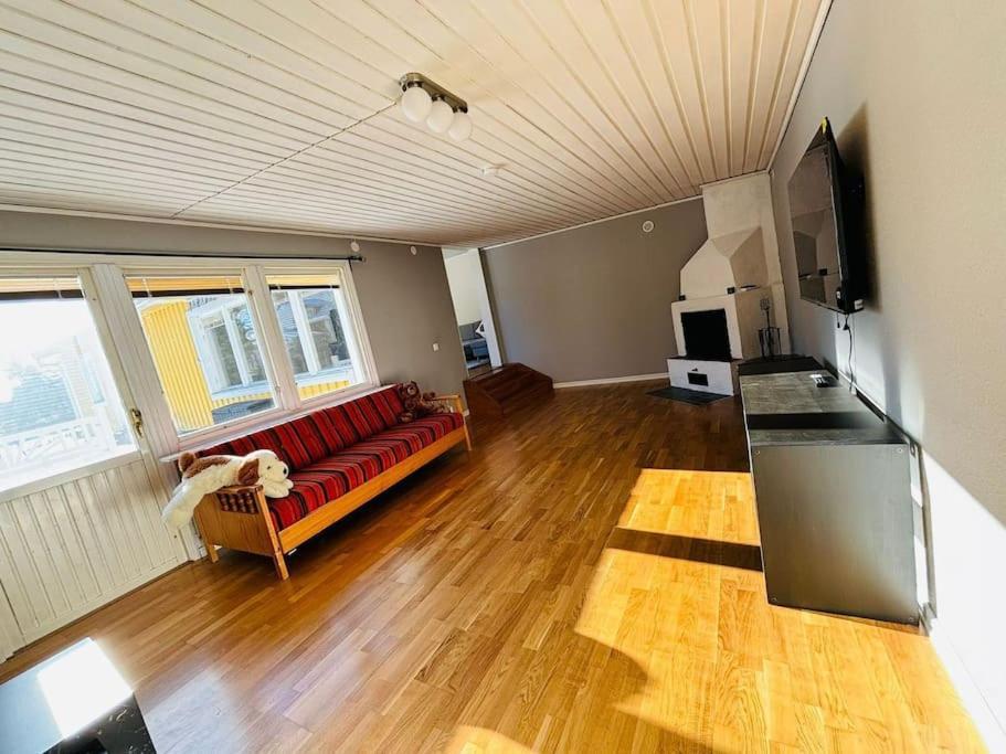 3Bdr Close To Nature A Beautiful Home Lake Nearby Uppsala Bagian luar foto